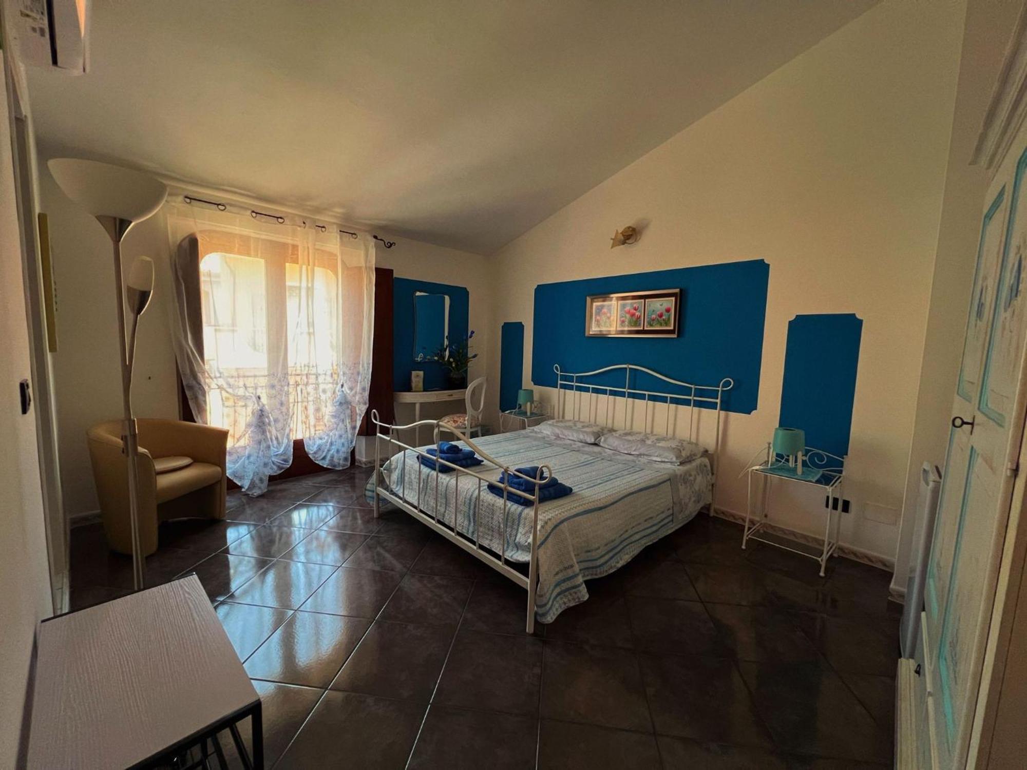 Locazioni Brevi La Rosaviola Guest Rooms Teulada Zewnętrze zdjęcie